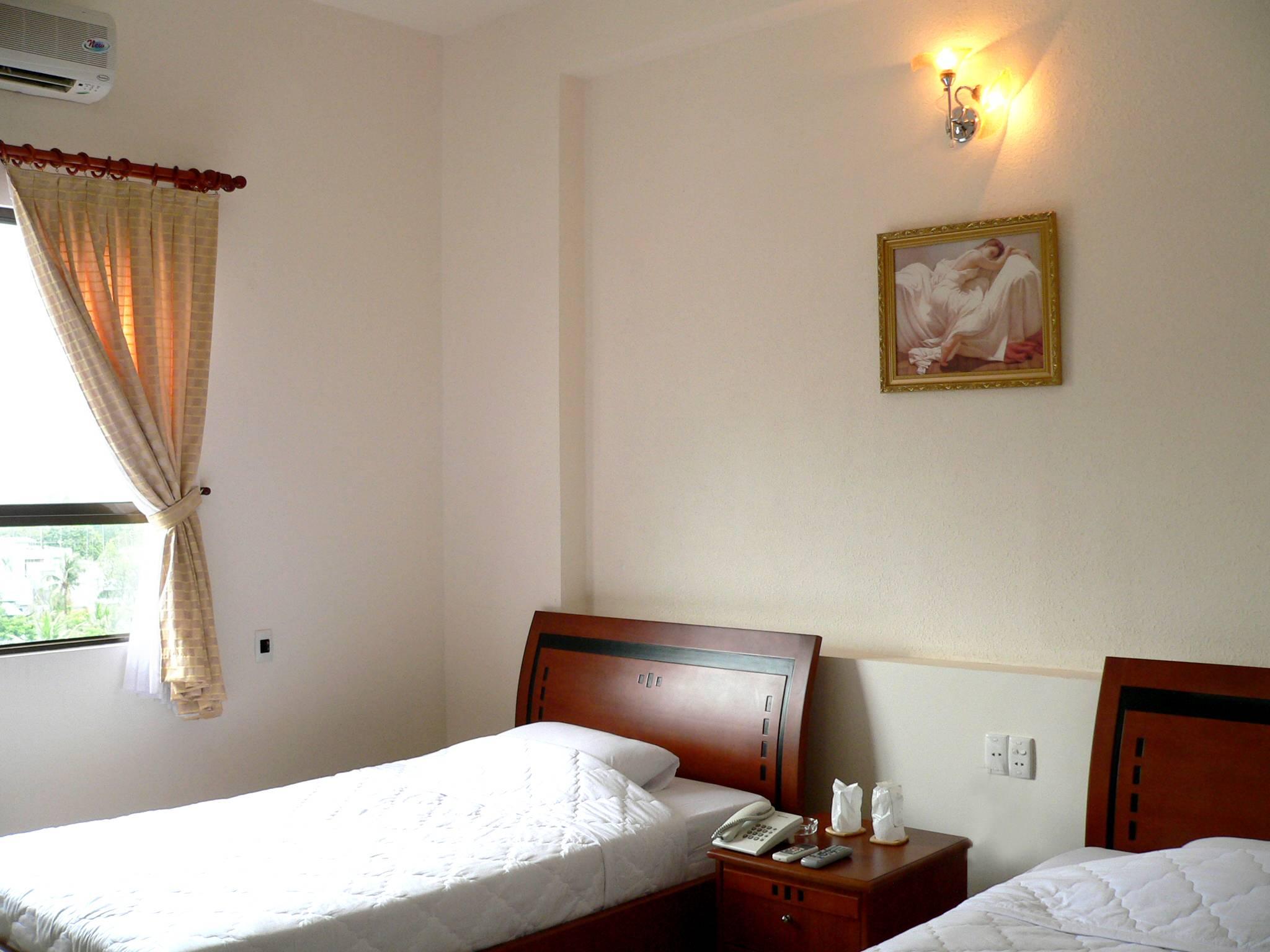 Chau Pho Hotel Чау-Док Экстерьер фото